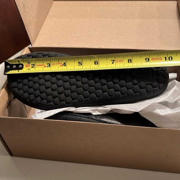 MUKISHOES Chelsea Ankle Boot - Picture 8 of 12